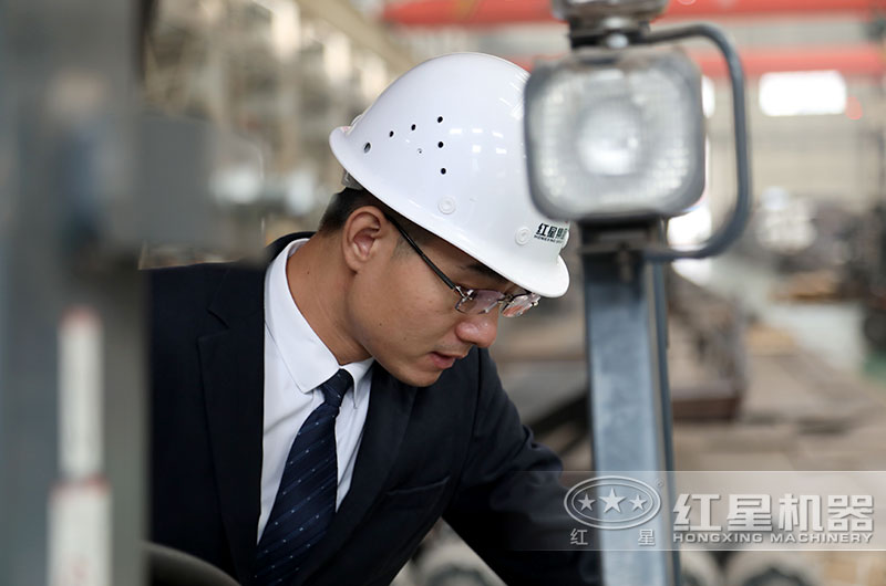 歡迎廣大用戶來廠實地考察復(fù)合式破碎機(jī)